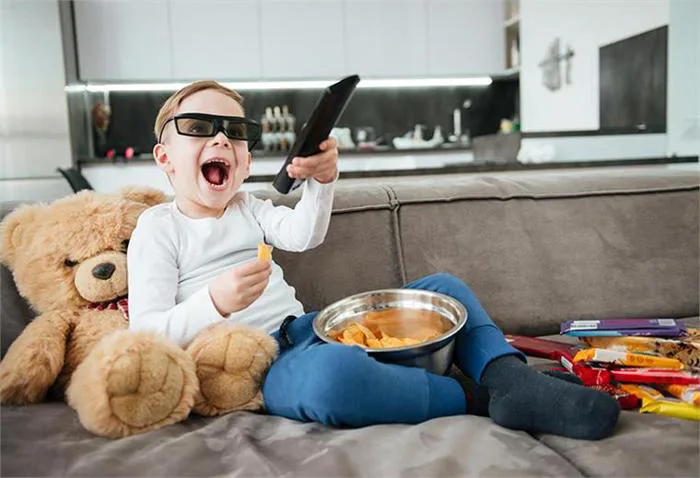 Cho trẻ xem tivi như thế nào là đúng cách???