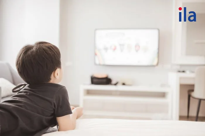Có nên cho trẻ xem tivi? Góc nhìn khoa học và tâm lý trẻ em - ILA Vietnam