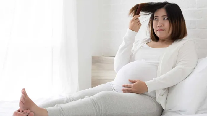 Có bầu nhuộm tóc được không? Có nguy hiểm cho bé không?