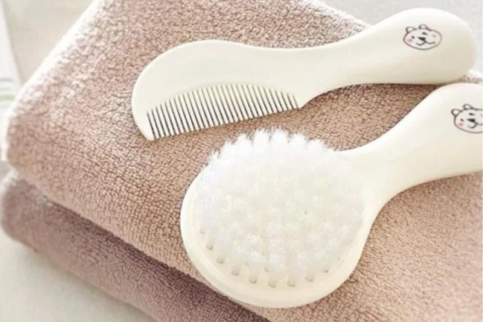 Cách búi tóc Natra cho bé đơn giản và cực đáng yêu