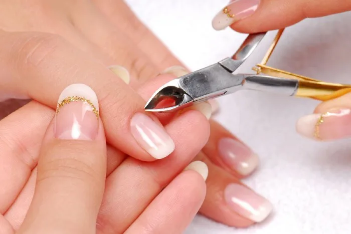 Cách Chăm Sóc Móng Tay Sau Khi Làm Nail? - Lilian Beauty - Chuyên Phân Phối  Sơn Móng Tay, Phụ kiện Nail