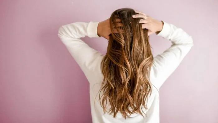 Cách làm tóc nhanh dài tại nhà đơn giản trong thời gian ngắn