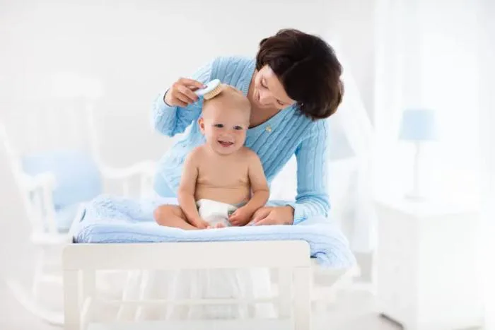 5 mẹo giúp tóc bé mọc nhanh để tóc dày và óng mượt • Hello Bacsi