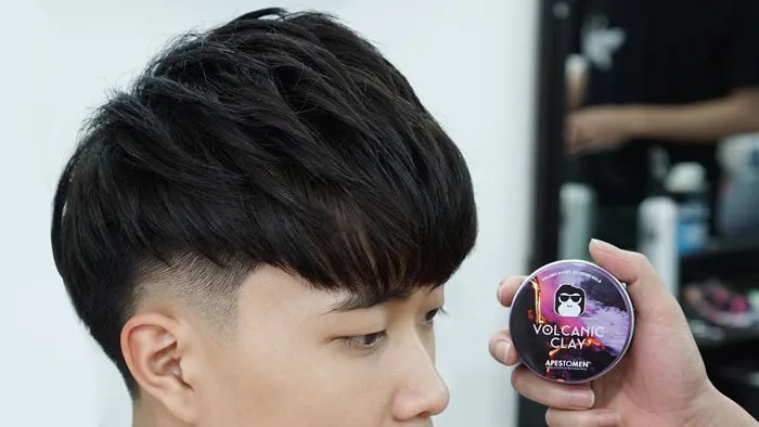 Vuốt tạo kiểu Layer với sáp Volcanic Clay - Cắt tóc nam đẹp 2020 - Chính  Barber Shop