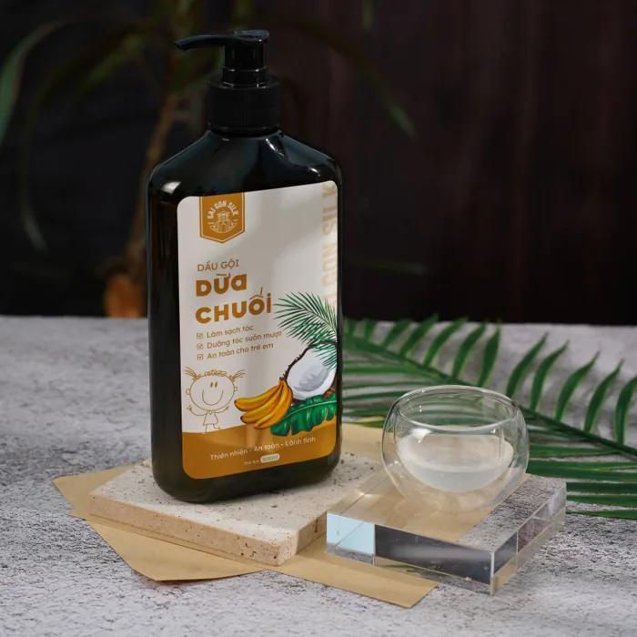Dầu Gội Dừa Chuối Cho Bé, Dịu Nhẹ An Toàn, Kích Mọc Tóc - Saigon Silk