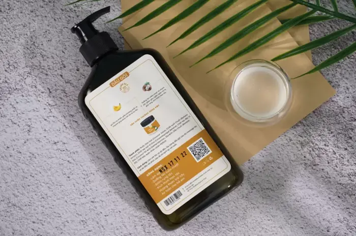 Dầu Gội Dừa Chuối Cho Bé, Dịu Nhẹ An Toàn, Kích Mọc Tóc - Saigon Silk