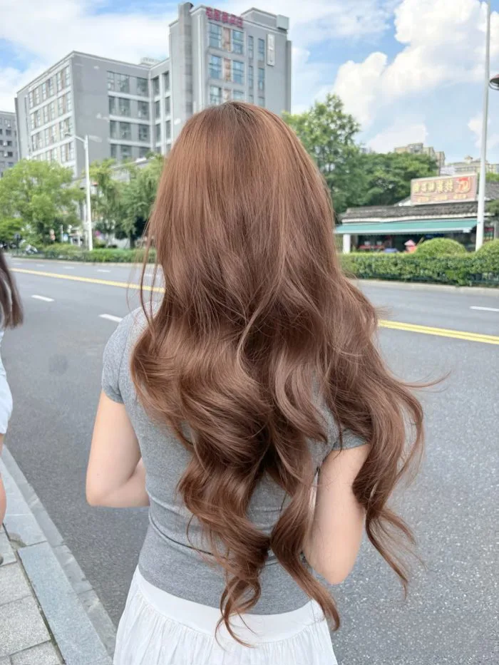 Yzi Hair Salon Phú Nhuận – Địa Chỉ Uốn Tóc Đẹp, Giữ Nếp Lâu Và Chuẩn Trend 2025
