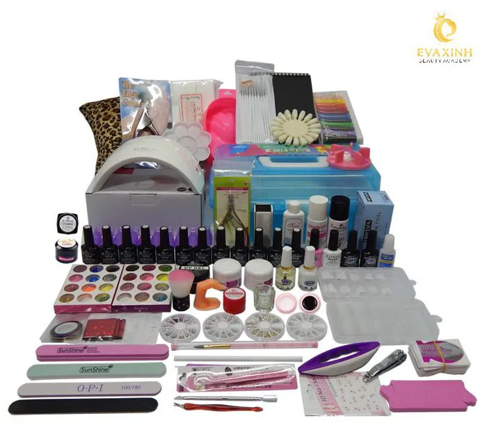 Bộ dụng cụ làm nail cơ bản bao gồm những gì ? Chi phí ra sao ?