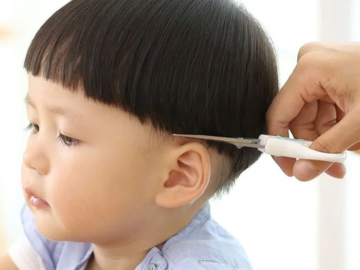 Top 7 Cây Kéo Cắt Tóc Cho Bé An Toàn Sử Dụng Tại Gia