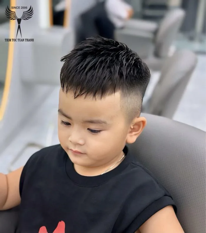 10+ kiểu tóc cho bé trai gọn gàng, đẹp mà cá tính - ILA Vietnam