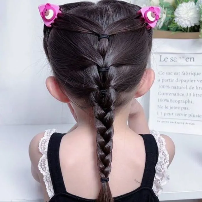 4 Kiểu Tết Tóc Cho Bé Gái Giúp Bé Đáng Yêu, Xinh Xắn Mỗi Ngày 4 Kiểu Tết Tóc Cho Bé Gái Giúp Bé Đáng Yêu, Xinh Xắn Mỗi Ngày