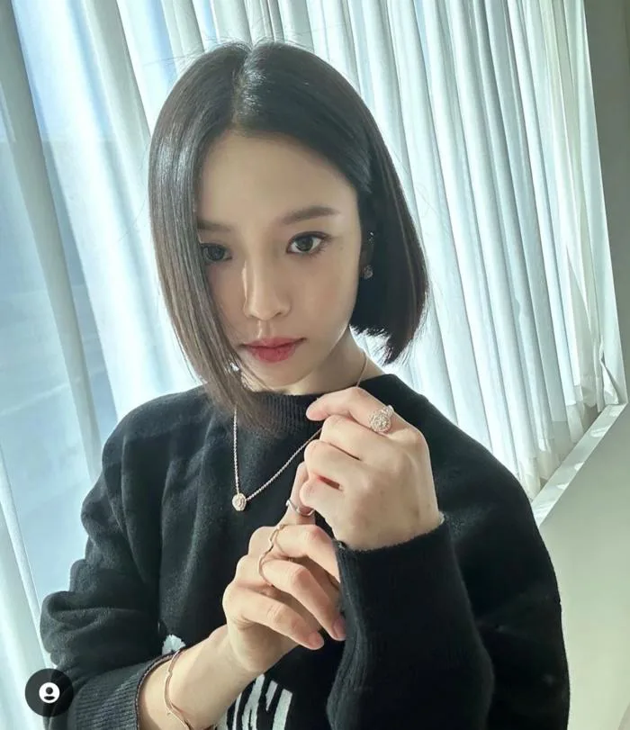 Những kiểu tóc ngắn Hàn Quốc giúp nàng trở nên cuốn hút và xinh tươi rạng  ngời