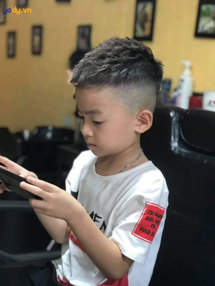 TOP 15+ kiểu tóc đẹp cho bé trai 7 tuổi bảnh bảo, cool ngầu | Yody TOP 15+ kiểu tóc đẹp cho bé trai 7 tuổi bảnh bảo, cool ngầu | Yody