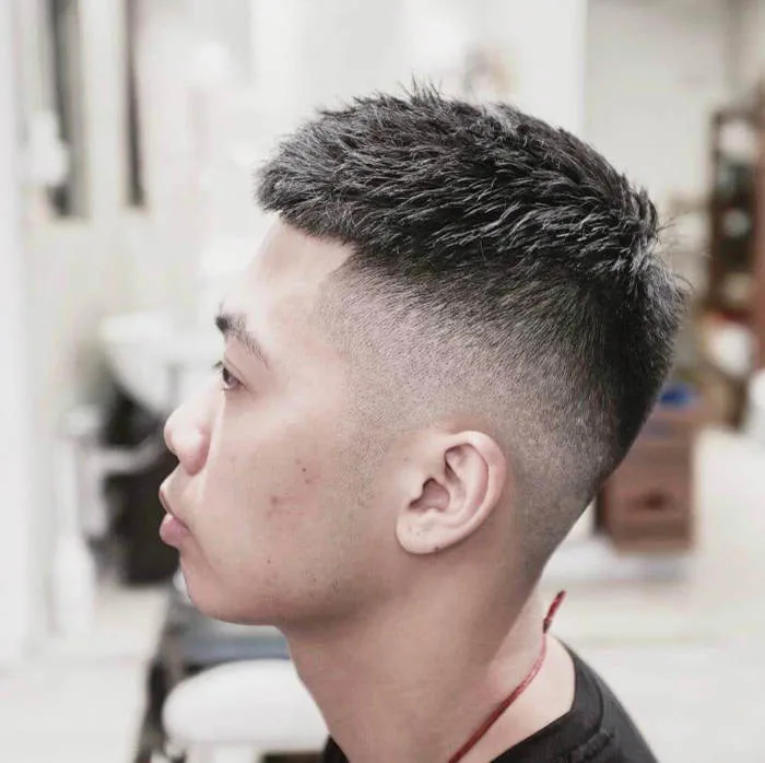 Top 15 Kiểu Tóc Nam Ngắn Đẹp Nhất 2026 (Kèm Hình) - Classic.vn