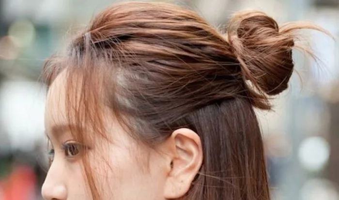 12 cách búi tóc củ tỏi nửa đầu cho bạn gái nổi bật, siêu xinh