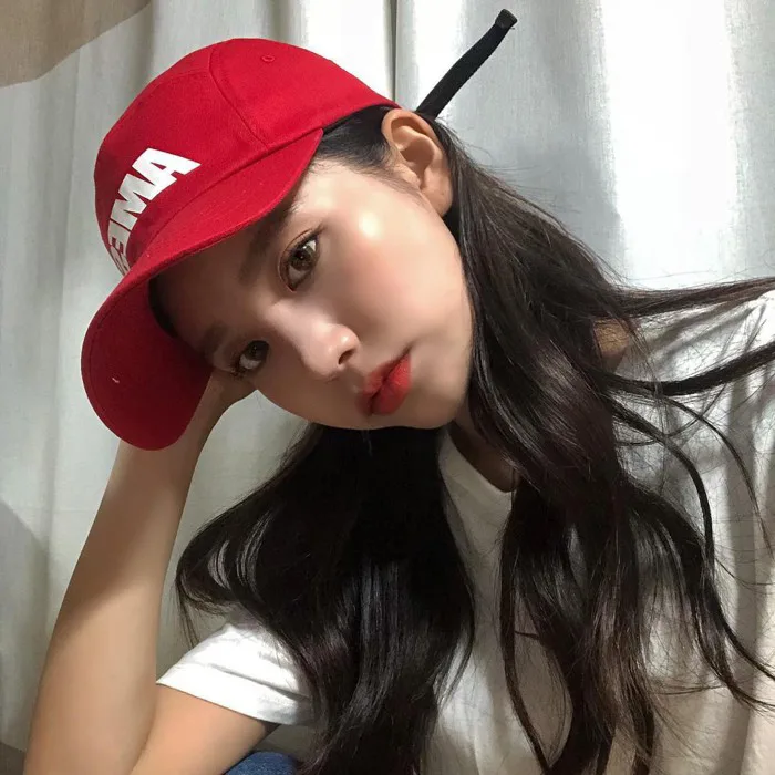 Những kiểu tóc đẹp lịm tim khi nàng đội mũ