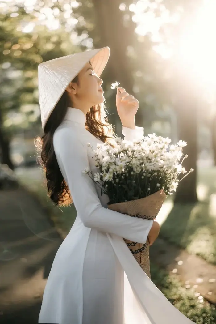 Khám phá bộ ảnh gái xinh đội nón lá đẹp dịu dàng và quyến rũ