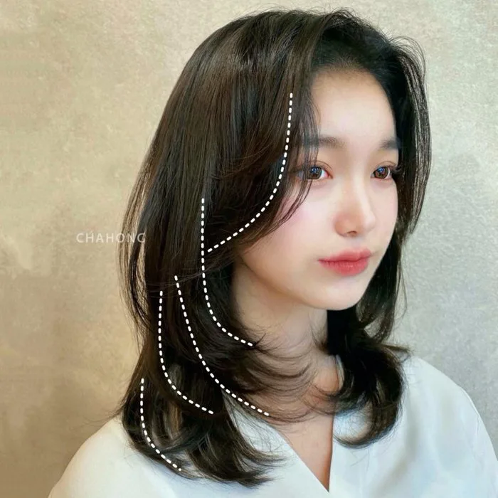 Gò má cao vẫn có thể cắt tóc ngắn nếu như chọn đúng kiểu tóc làm thanh  thoát ngũ quan gương mặt