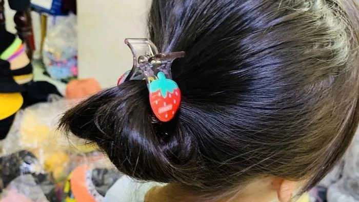 Bỏ túi 17 cách búi tóc bằng kẹp càng cua đơn giản cực xinh xắn