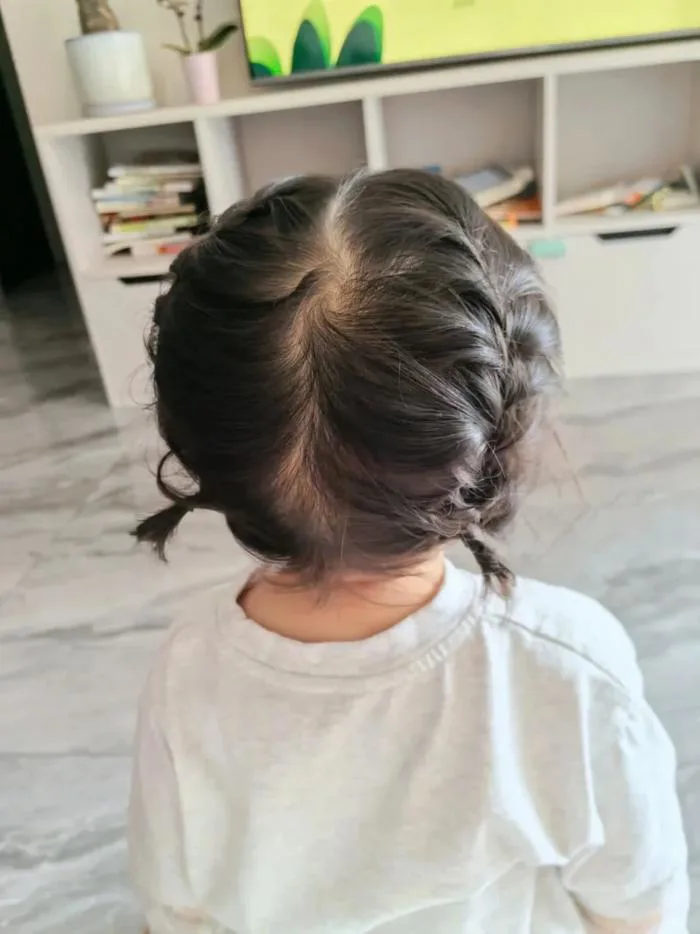 Cách Tết Tóc Cho Bé Gái Đi Học: 10+ Kiểu Vừa Xinh Vừa Gọn Gàng