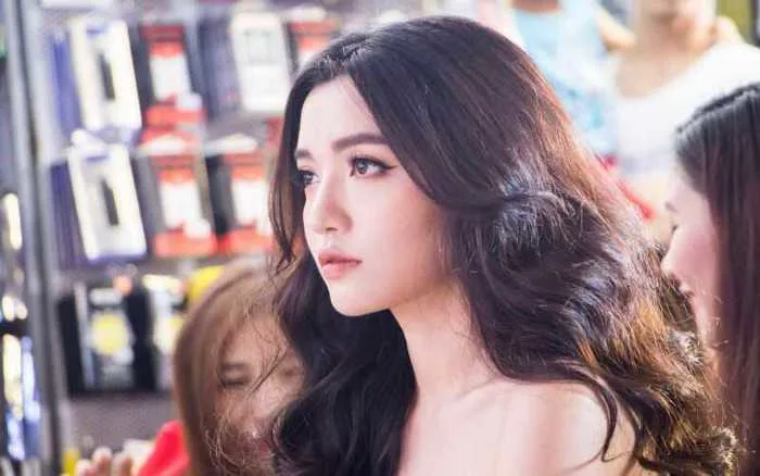 5 kiểu tóc xoăn chữ S cho nữ đẹp và cách làm đơn giản tại nhà cực xinh