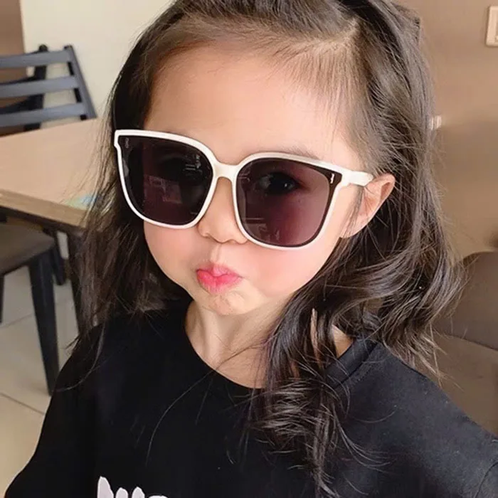 (Mẫu mới 2024) Gọng kính cận trẻ em / kính cho bé siêu dẻo, siêu nhẹ chống  gãy (NHẬN CẮT MẮT CẬN LOẠN THEO YÊU CẦU)