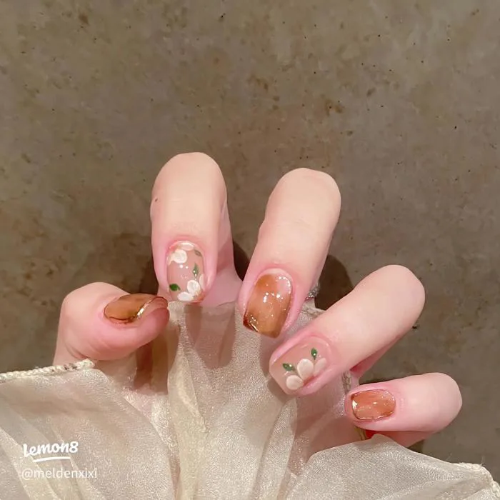 Mẫu móng tay đẹp, nhẹ nhàng cho nàng diện 8/3 cực xinh