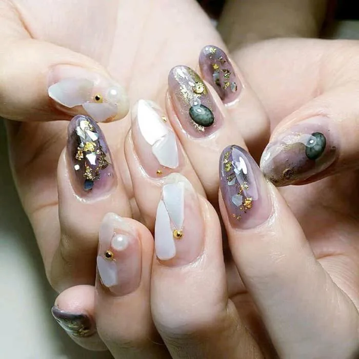 5 bước thực hiện làm nail xà cừ độc đáo siêu lung linh
