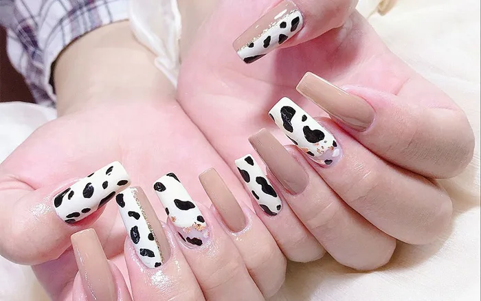 10+ Mẫu nail bò sữa siêu đẹp dành cho các bạn trẻ