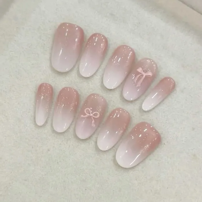 Các Mẫu Nail Cho Nàng Công Sở Thêm Hấp Dẫn 2025
