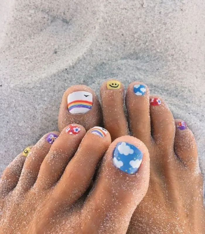 Những mẫu nail chân đi biển dành cho mùa hè 2023