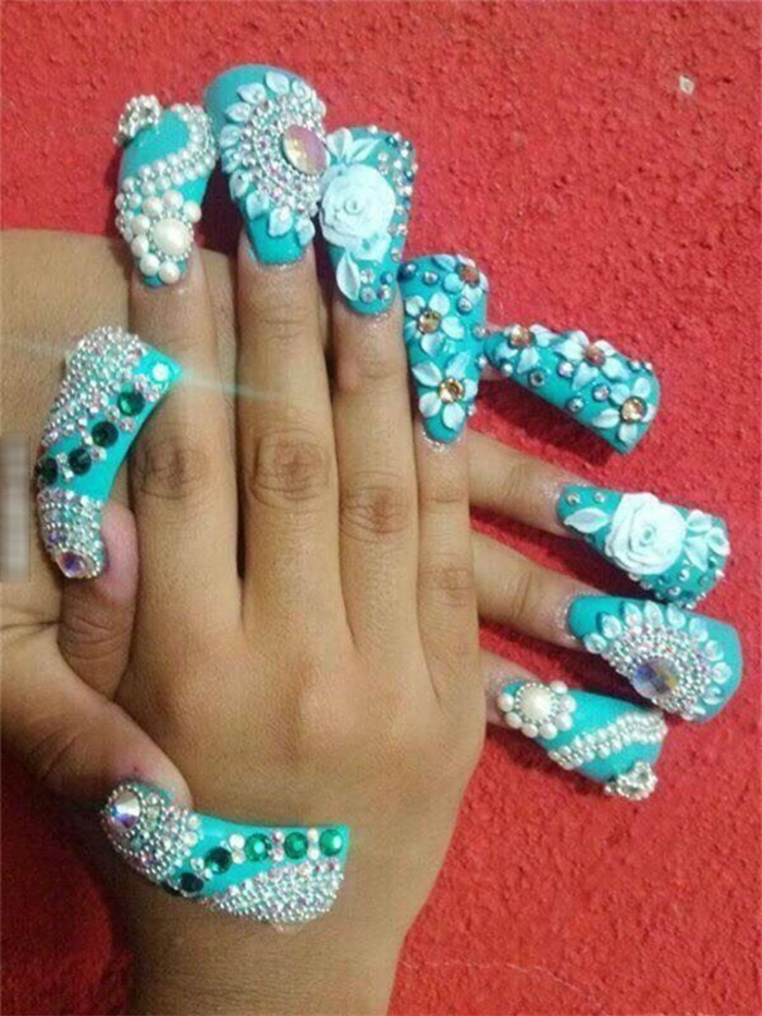 Những mẫu nail Tết độc lạ khiến chị em 