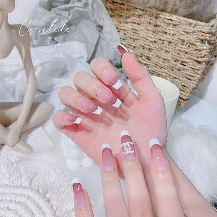 Xu hướng sơn đầu móng - french nail đỉnh nhất mà bạn phải biết. french-nail -kieu-han-3-3c15ca03