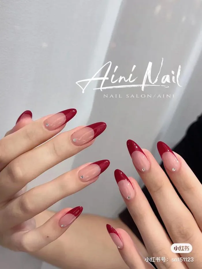99+ Mẫu nail sơn French đầu móng trắng đẹp, thanh lịch, cuốn hút