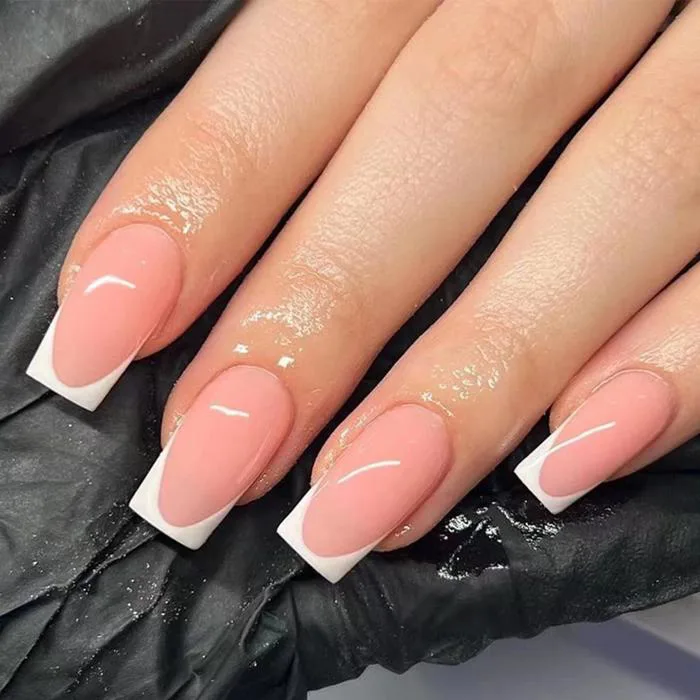 Các bước đơn giản để có bộ móng French hoàn hảo | TG Nails