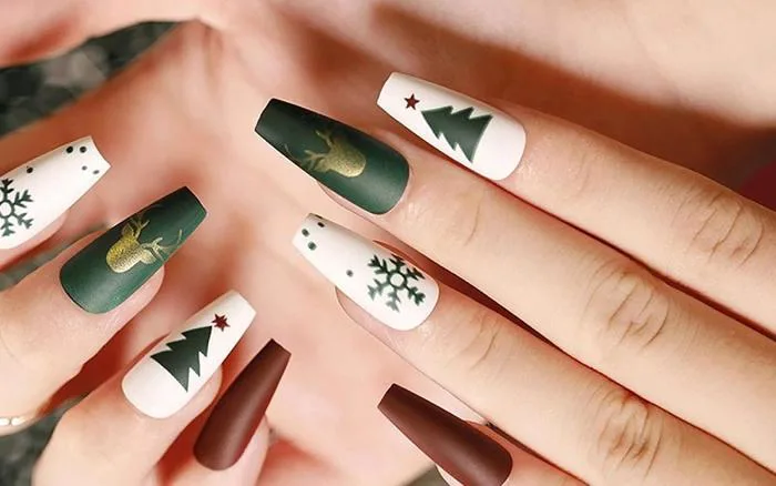 30+ Mẫu Nail Noel Siêu Cute: Làm đẹp móng tay đón Giáng sinh