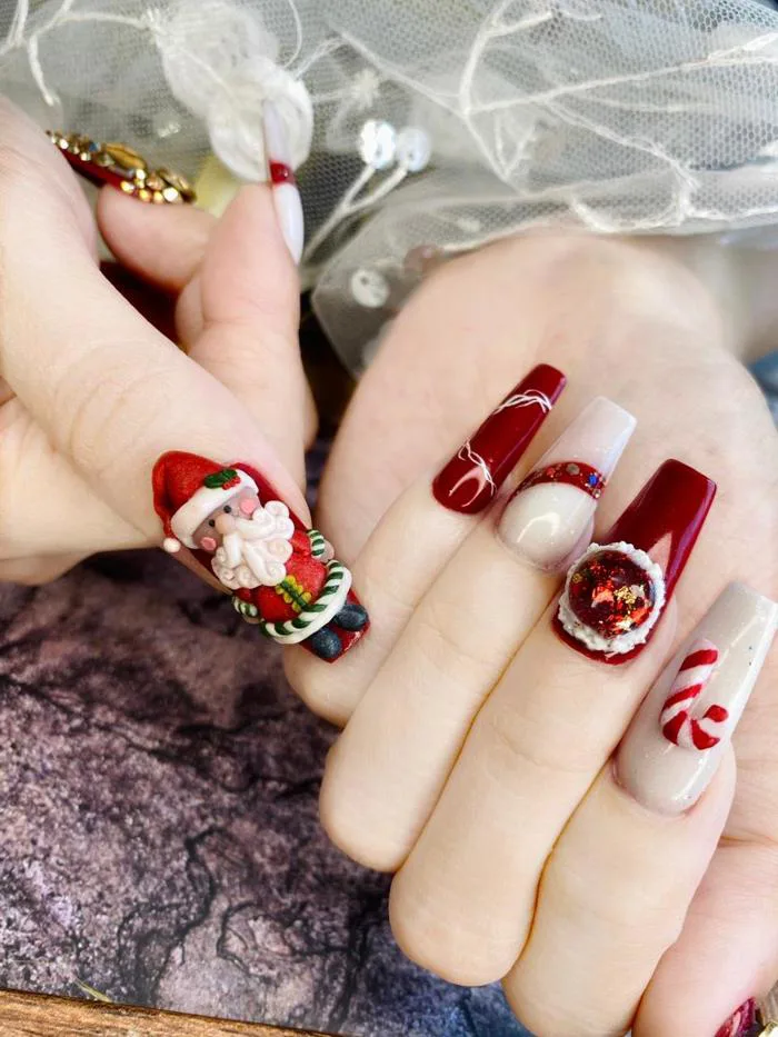 Khuấy đảo đêm tiệc Giáng sinh với các mẫu nail chuẩn salon dưới đây