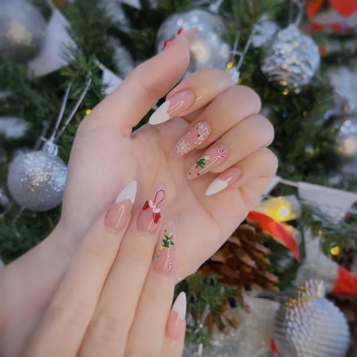 100+ mẫu móng Noel (giáng sinh) đẹp, đơn giản & tinh tế