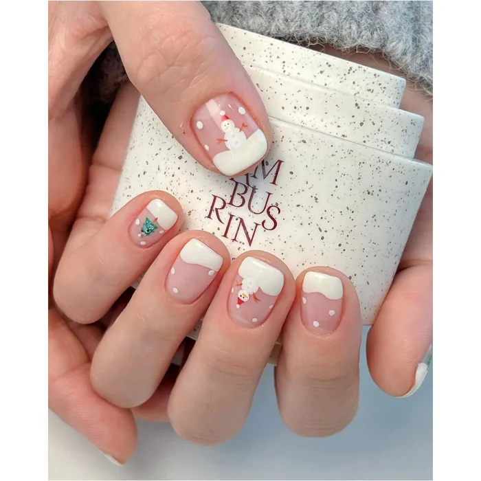 Gợi ý những mẫu nail xinh xắn đón Giáng sinh