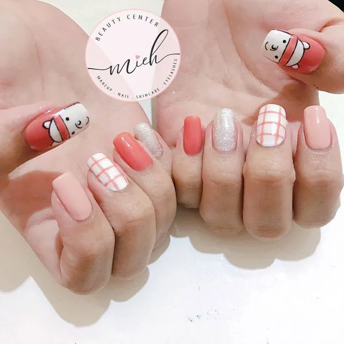 Tiếp tục những mẫu Nails Hàn Quốc đáng iu nào. Chắc phải lập 1 insta riêng  về Nails để các nàng xem mẫu cho dễ quá 🤔 . Đừng quên chương…