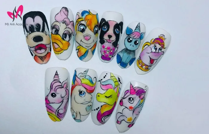 Đào tạo khóa học vẽ nail silk hoạt hình đẹp chuyên đề giá rẻ tại tphcm Đào tạo khóa học vẽ nail silk hoạt hình đẹp chuyên đề giá rẻ tại tphcm