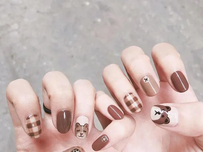 25+ Mẫu Nail Caro Đẹp, Độc Đáo, Trendy Cho Các Nàng 2025 – Kềm Nghĩa -  Nghia Nippers