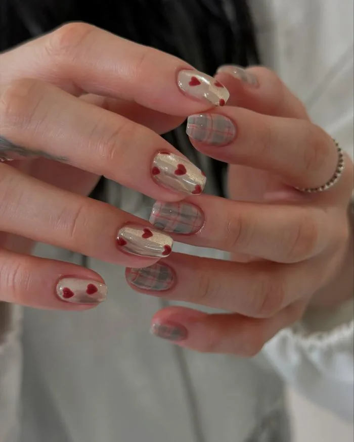 35+ Mẫu nail caro đẹp kiểu mới ấn tượng xinh xắn cho chị em