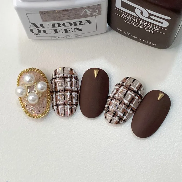 20+ Mẫu nail kẻ sọc đẹp và thanh lịch làm mới phong cách cho các nàng -  NGỌC QUY PHÁP