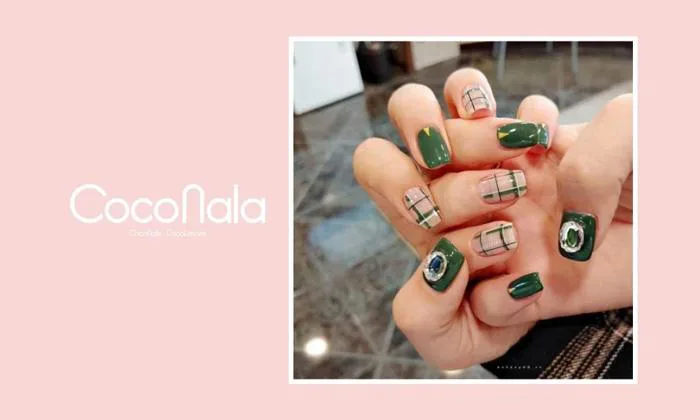 Điểm danh những mẫu nail kẻ sọc đẹp không thể bỏ qua