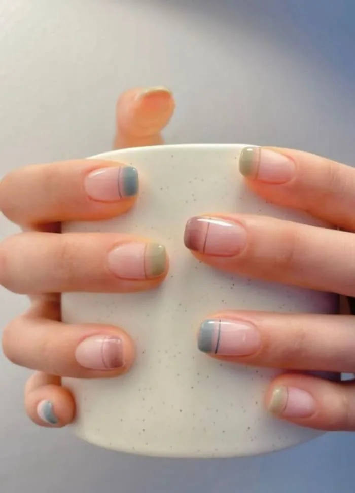 Khám phá những mẫu nail kẻ sọc đẹp được yêu thích nhất hiện nay | Viết bởi  Hải Biết Tuốt