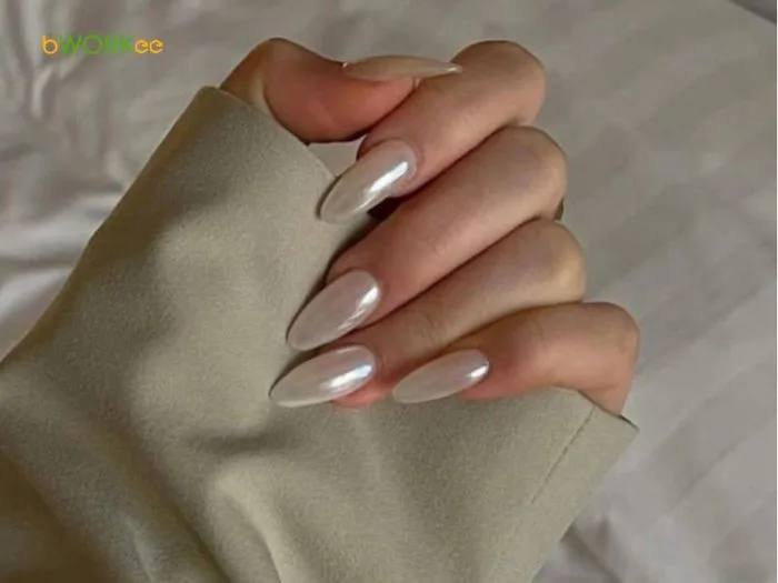 109+ Mẫu Nail Màu Trắng Đẹp, Sang Chảnh, Trendy, Tôn Da Tối Đa