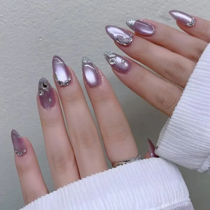 101+ Mẫu nail mắt mèo sành điệu, trendy, cuốn hút ánh nhìn