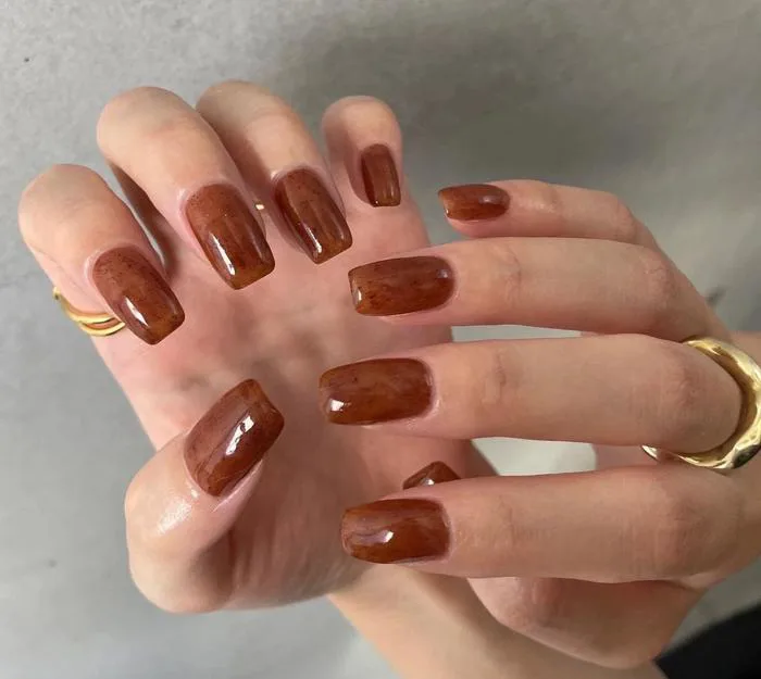 Vào thu các tín đồ làm đẹp không thể bỏ qua được màu nail 'nghìn like' này