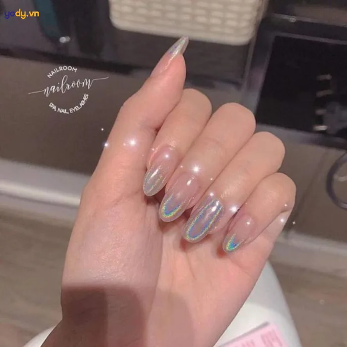 Nail tráng gương cầu vồng: Mẫu nail độc đáo cho nàng cá tính | Yody